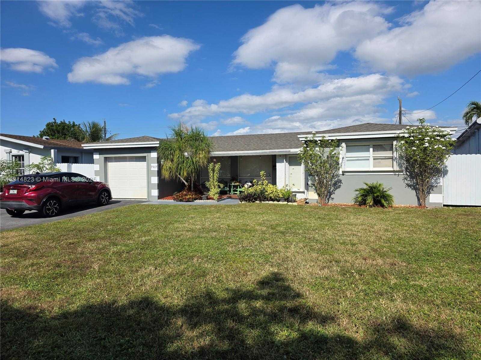 Small Image of 7917 TROPICANA ST, Miramar Number 66