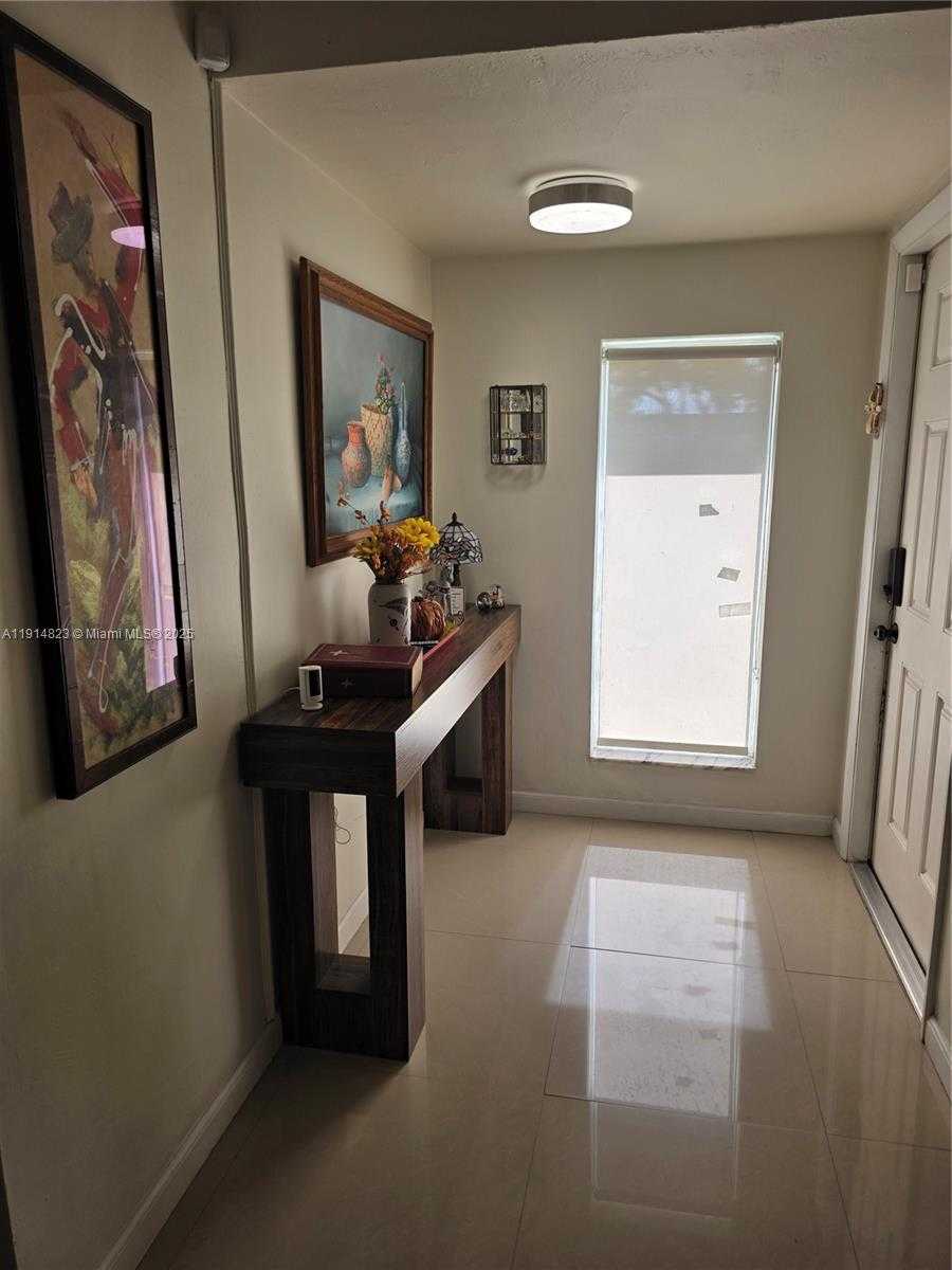 Small Image of 7917 TROPICANA ST, Miramar Number 9