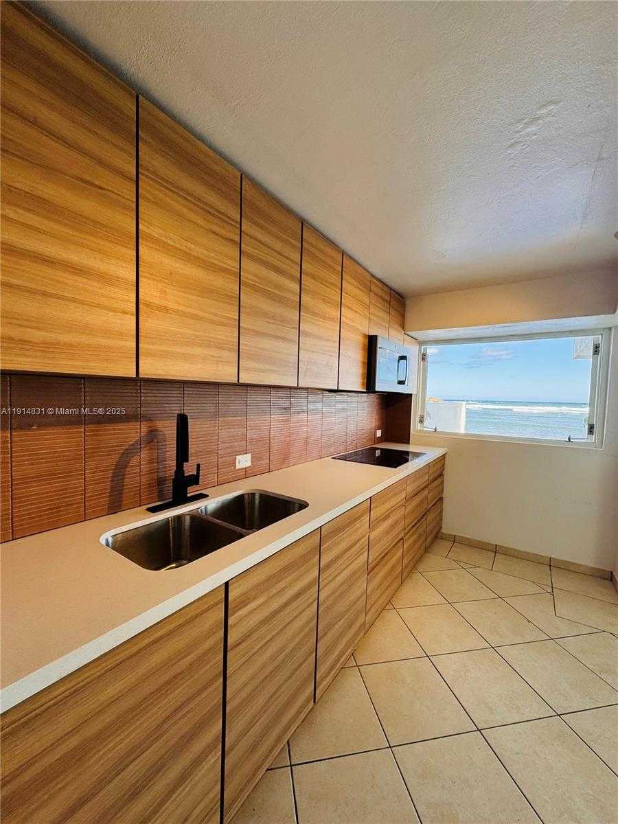 Small Image of 78 C. Jaime Brull, Vega Baja, 00693, Puerto Rico Number 14