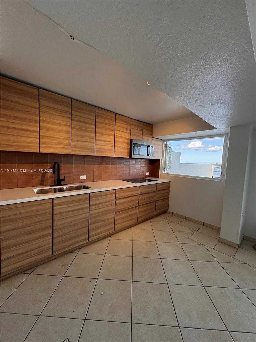 Small Image of 78 C. Jaime Brull, Vega Baja, 00693, Puerto Rico Number 15