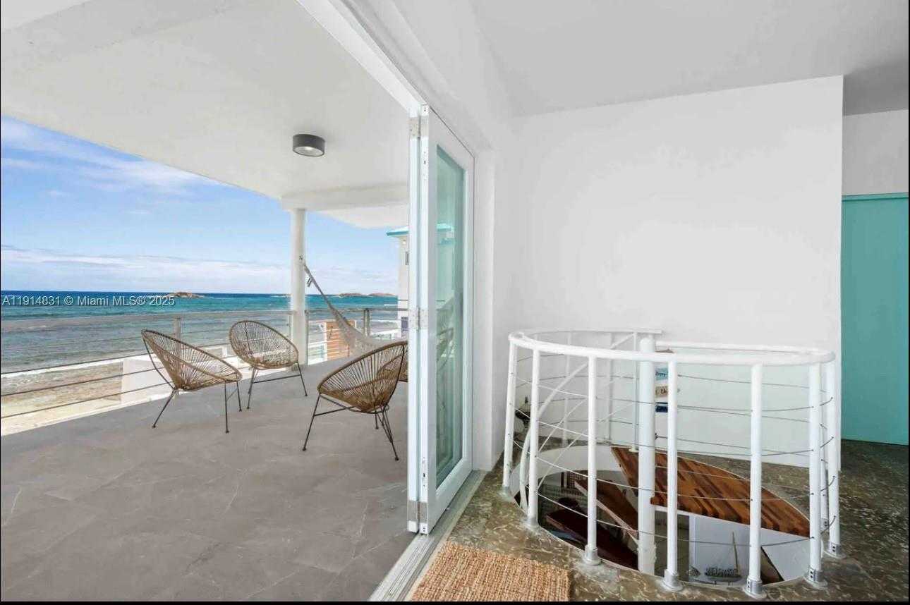 Small Image of 78 C. Jaime Brull, Vega Baja, 00693, Puerto Rico Number 24