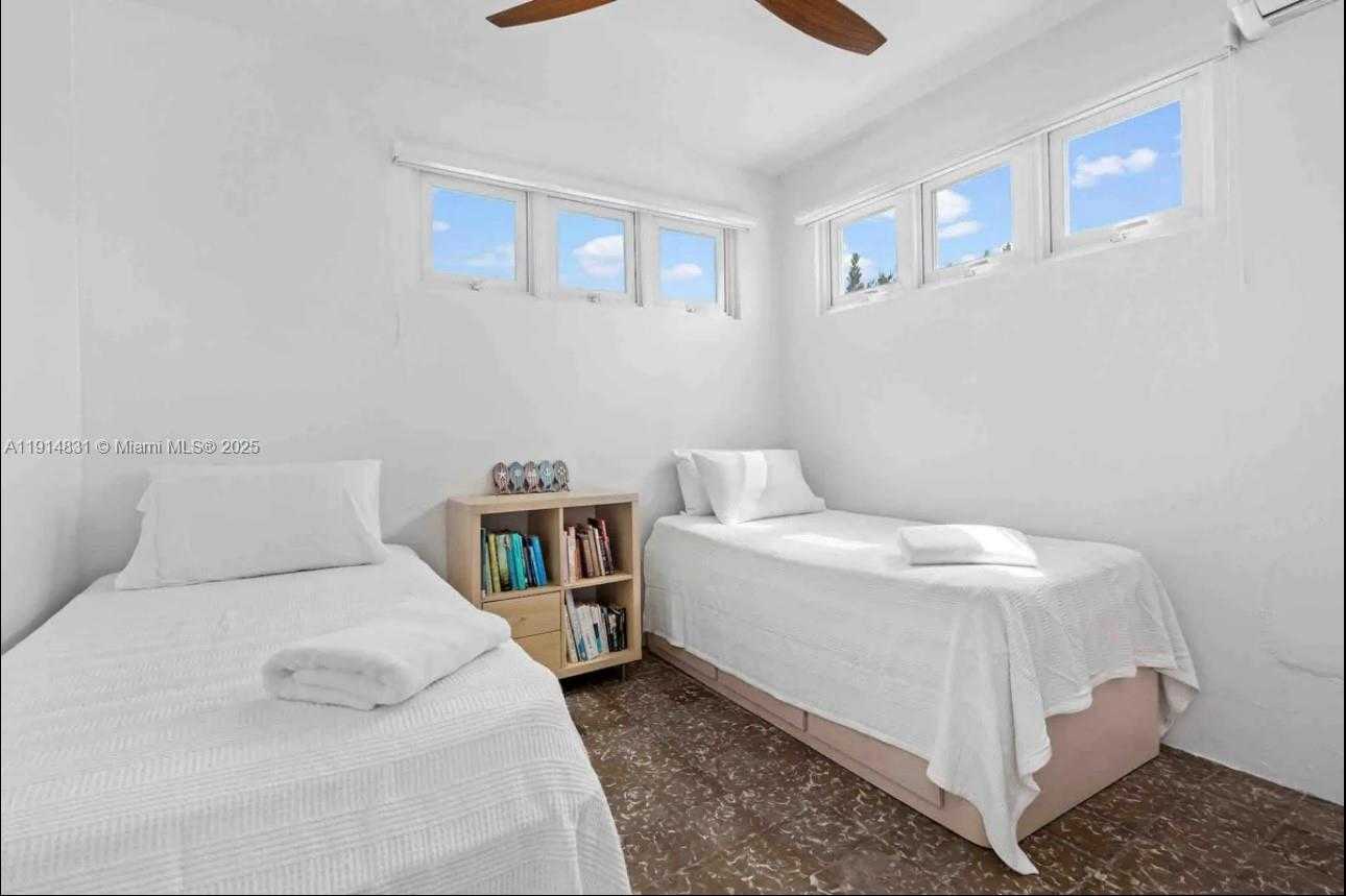 Small Image of 78 C. Jaime Brull, Vega Baja, 00693, Puerto Rico Number 27