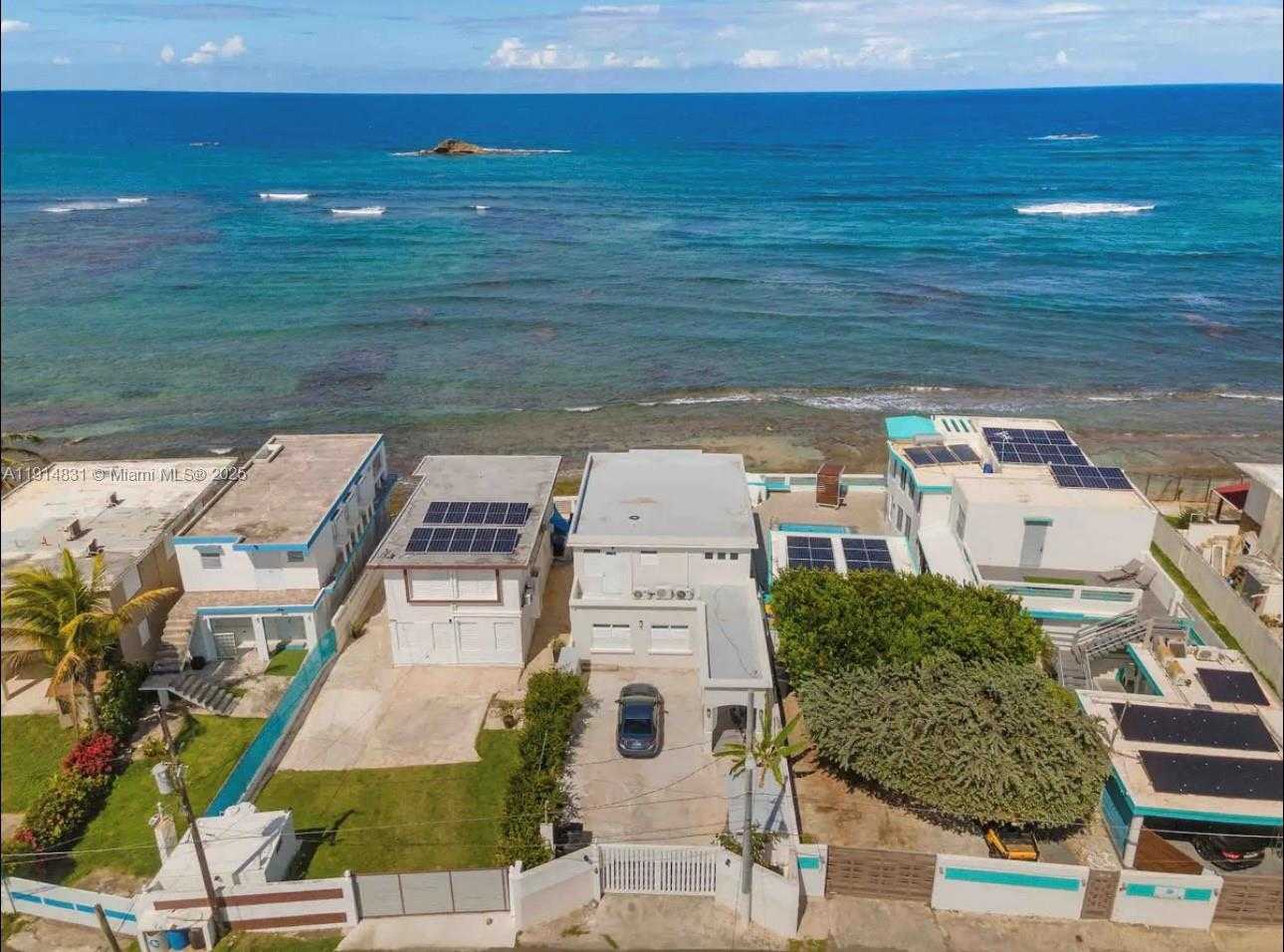 Small Image of 78 C. Jaime Brull, Vega Baja, 00693, Puerto Rico Number 4