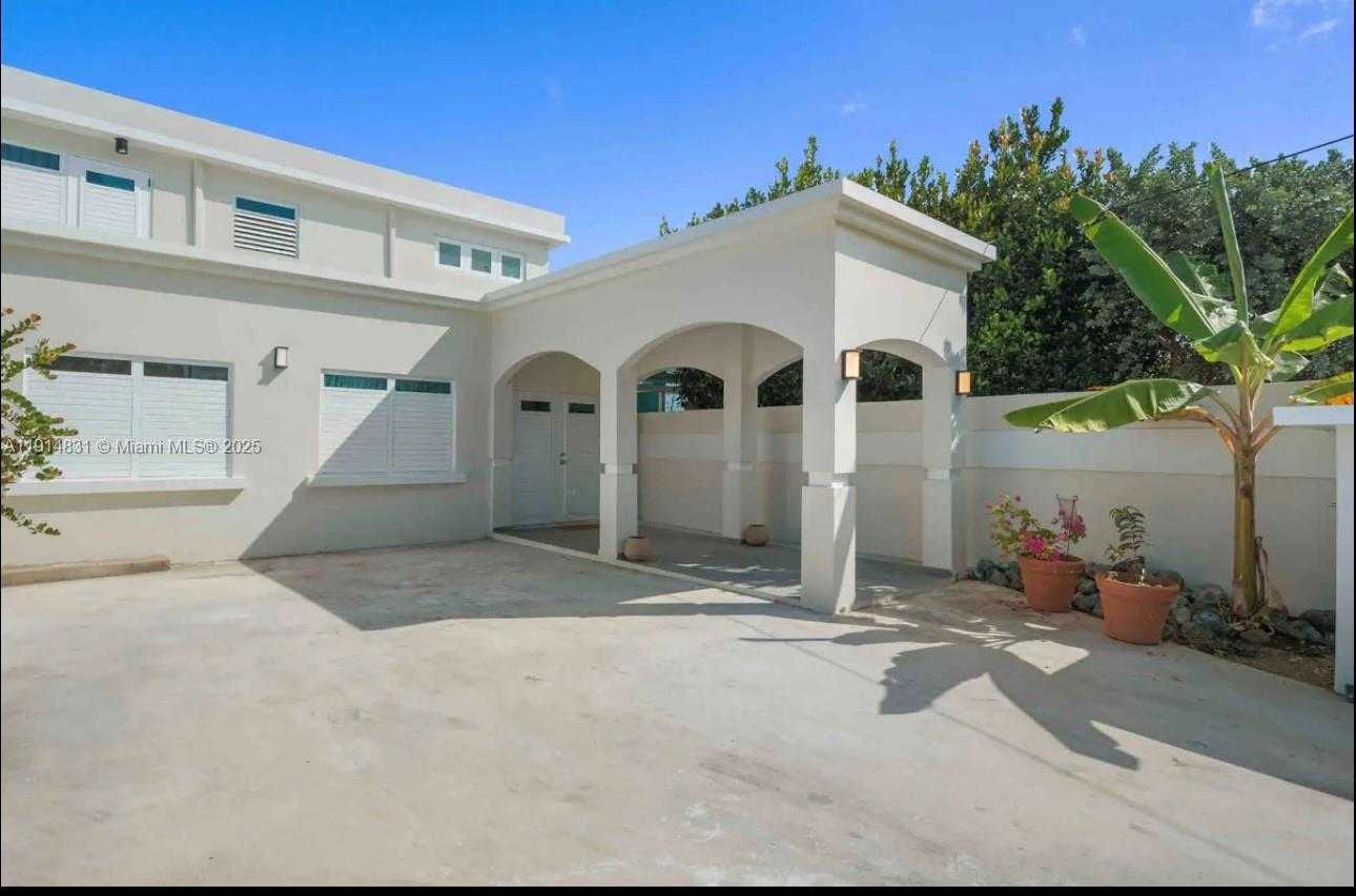 Small Image of 78 C. Jaime Brull, Vega Baja, 00693, Puerto Rico Number 5