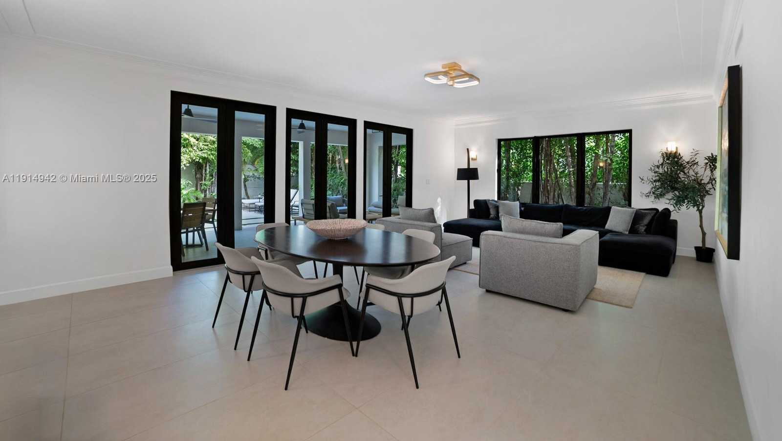 Small Image of 5735 NORTH BAY RD, Miami Beach Number 10