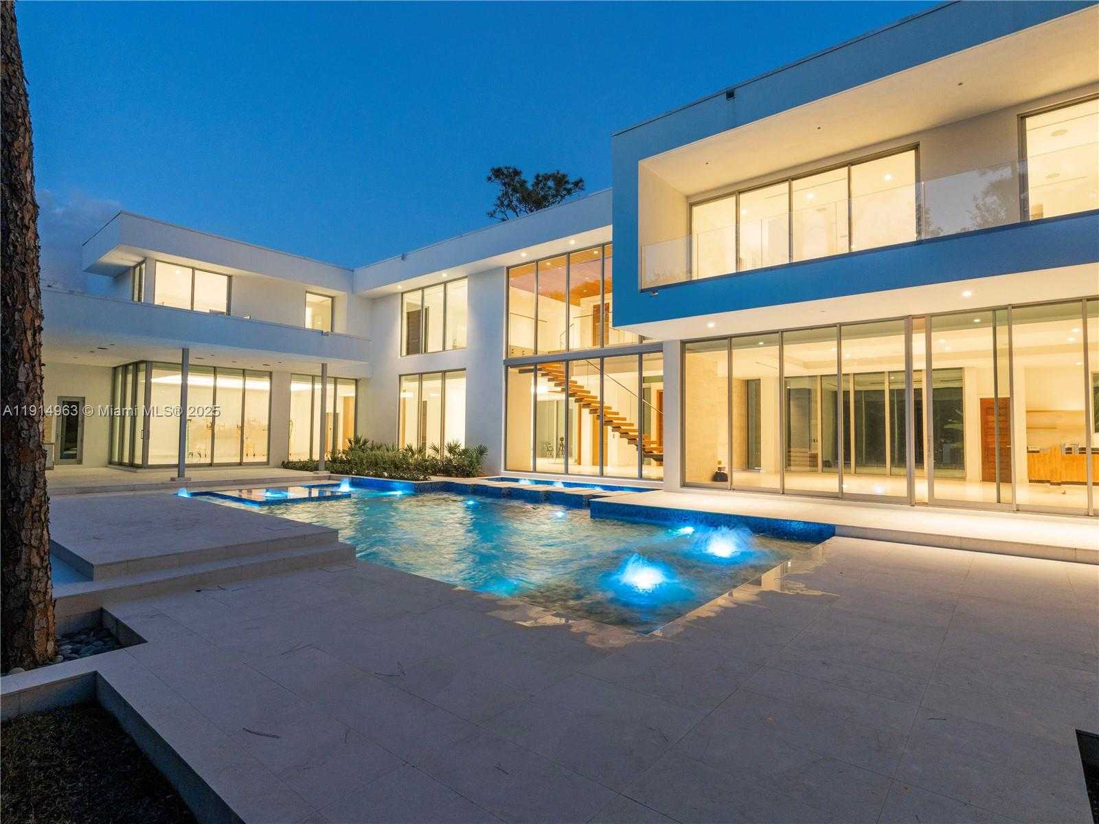 Small Image of 6720 SOUTH WEST 98TH ST, Pinecrest Number 15