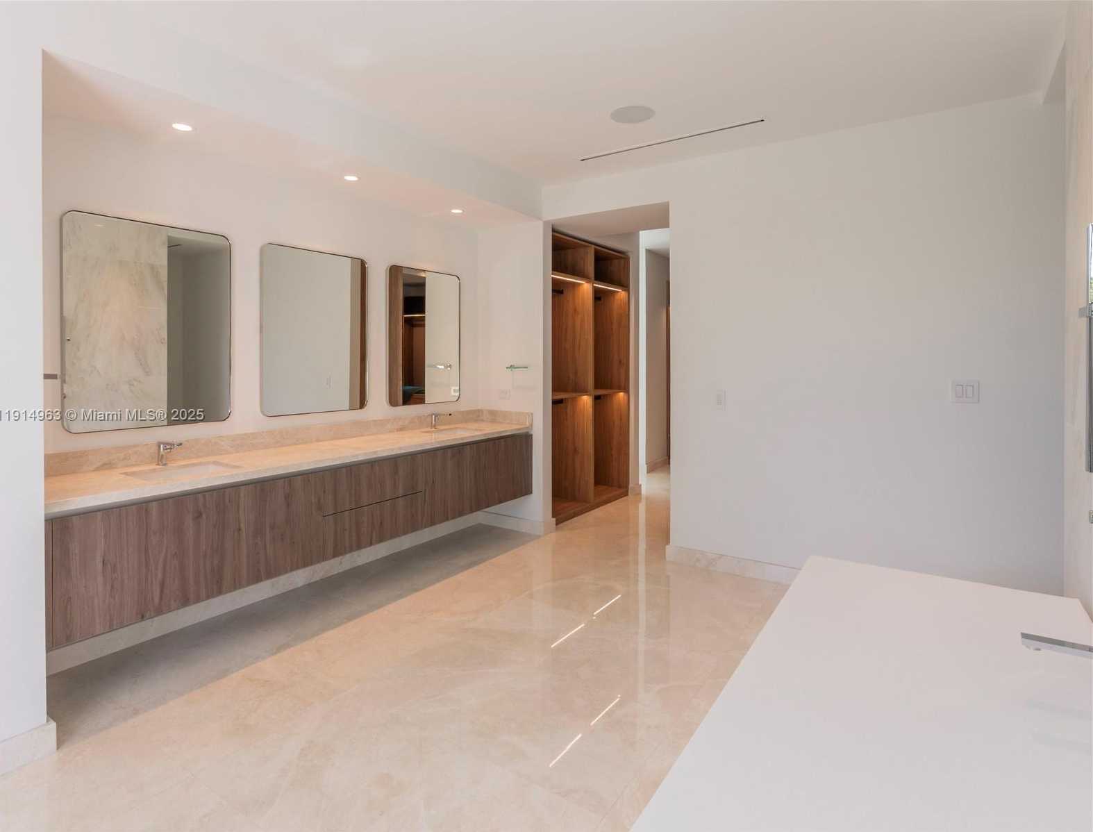 Small Image of 6720 SOUTH WEST 98TH ST, Pinecrest Number 41