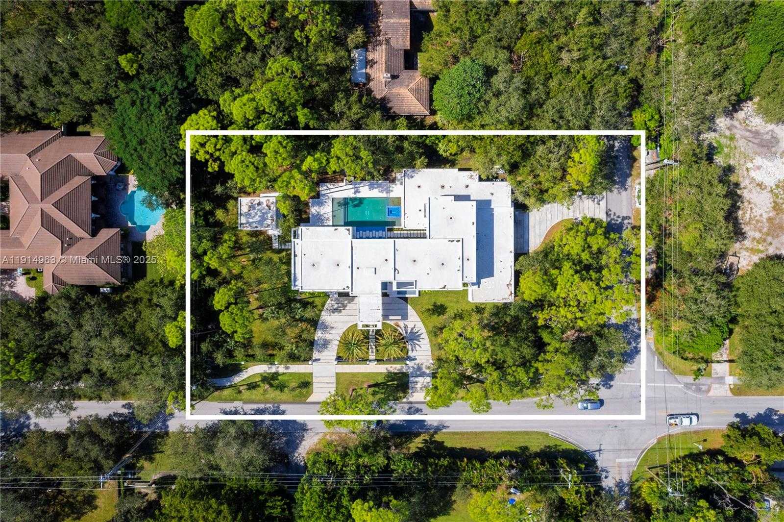 Small Image of 6720 SOUTH WEST 98TH ST, Pinecrest Number 49