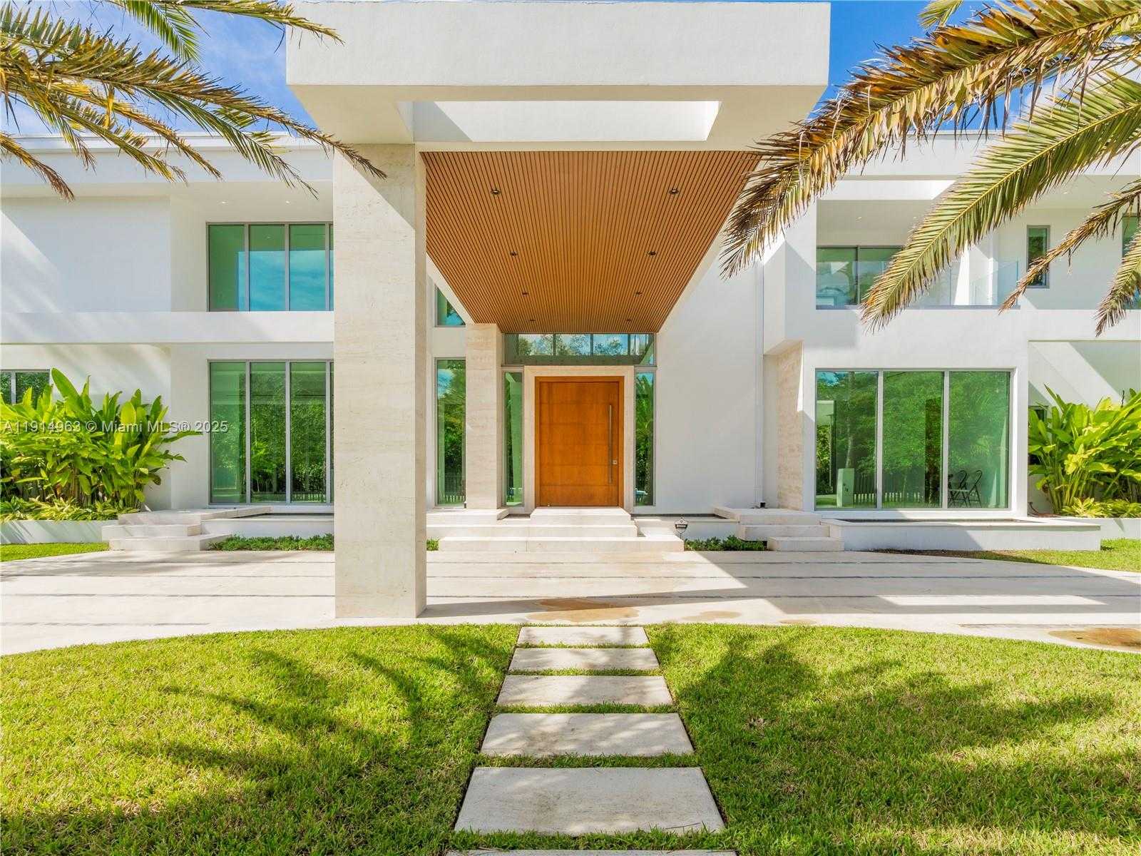 Small Image of 6720 SOUTH WEST 98TH ST, Pinecrest Number 6