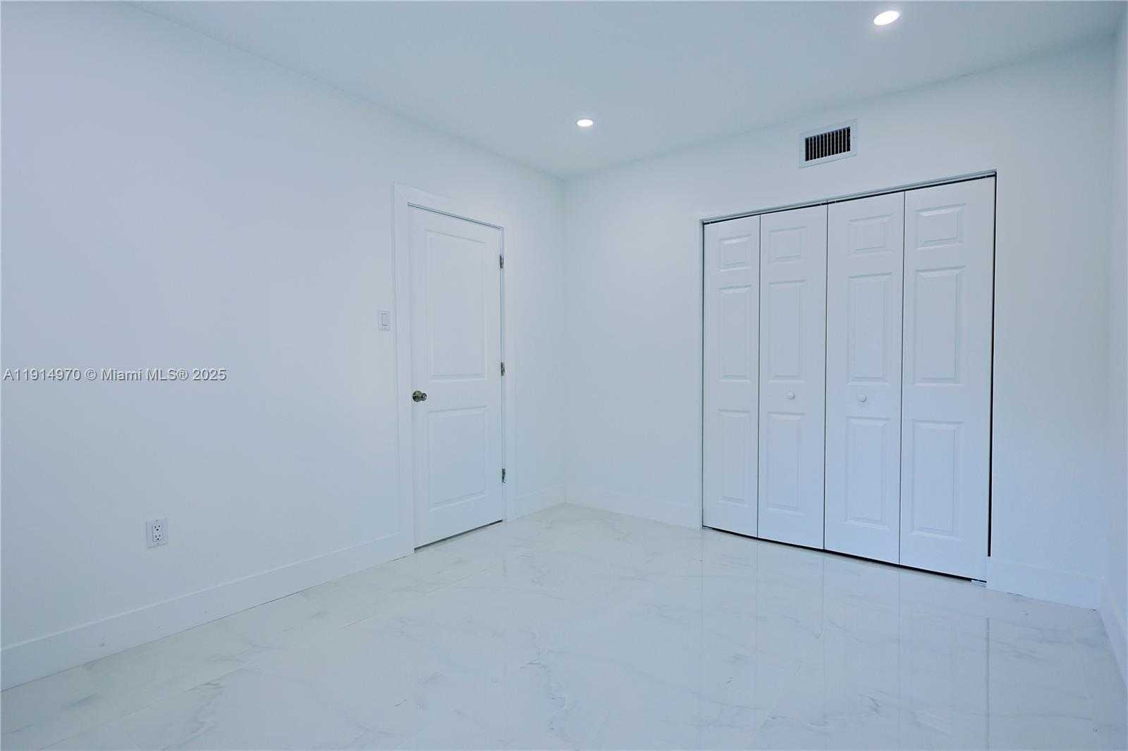 Small Image of 720 NORTH EAST 143RD ST, North Miami Number 11