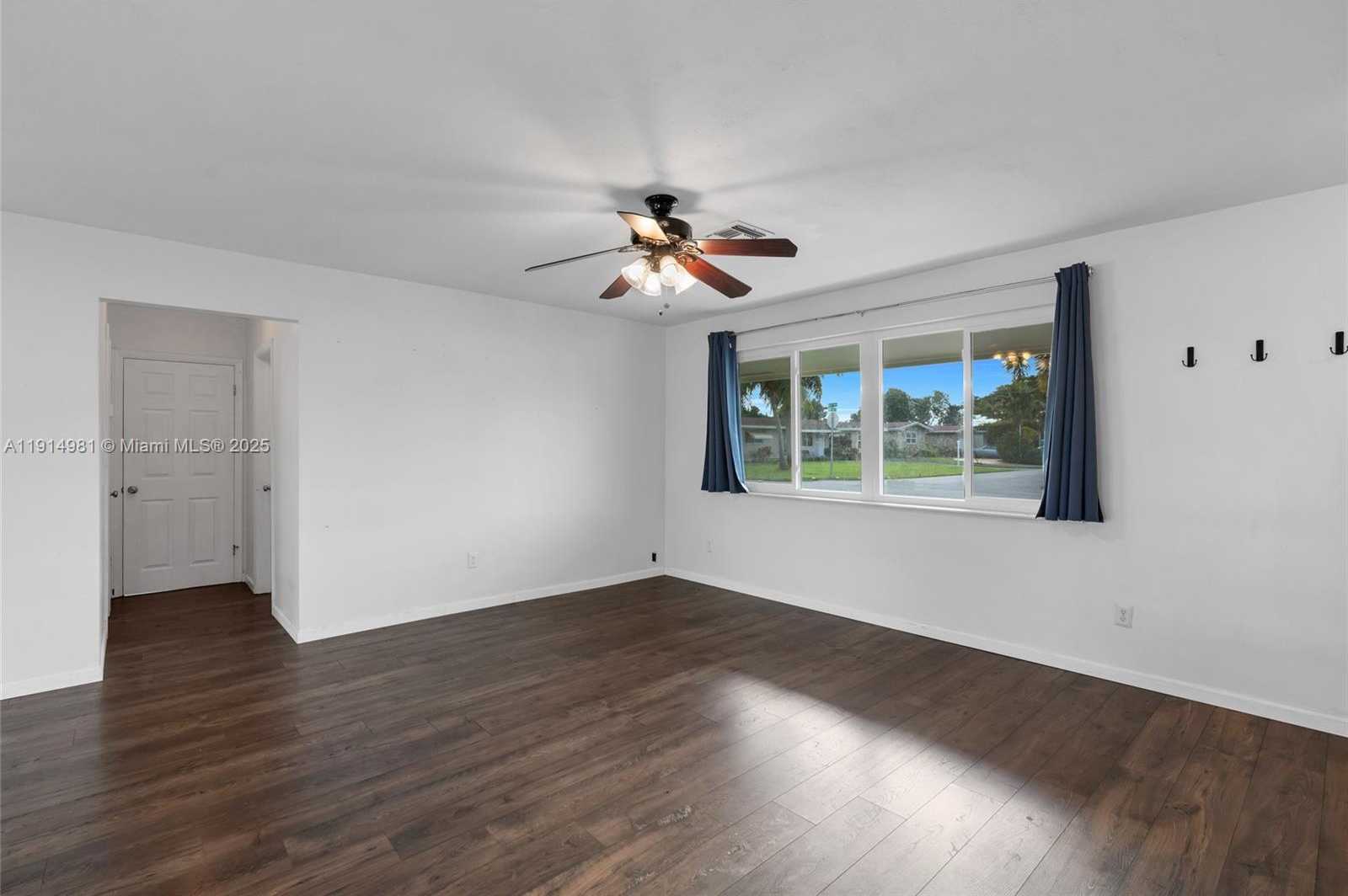 Small Image of 1301 NORTH WEST 87TH WAY, Pembroke Pines Number 15