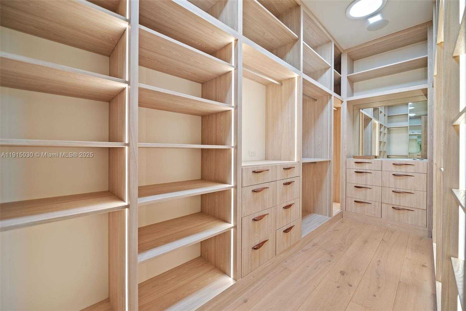 Small Image of Miami Beach Number 38