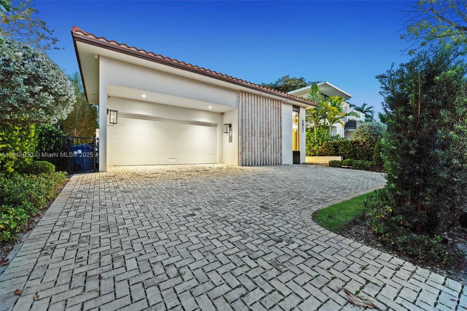 Small Image of Miami Beach Number 8