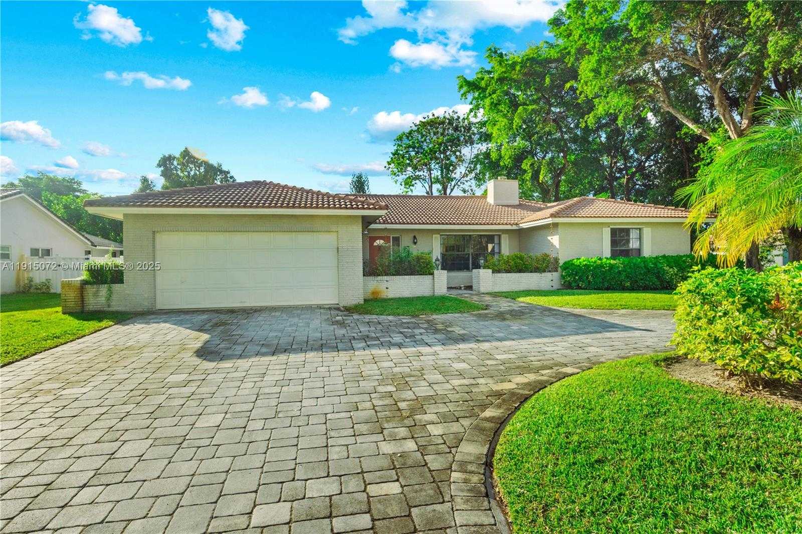 Small Image of 284 NORTH WEST 92ND AVE, Coral Springs Number 39