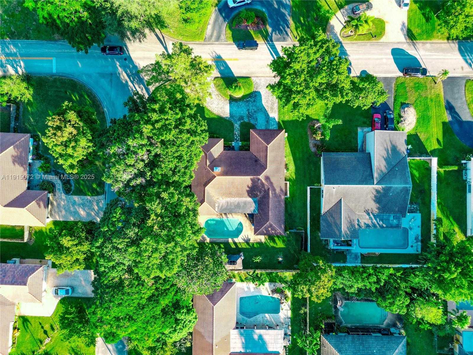 Small Image of 284 NORTH WEST 92ND AVE, Coral Springs Number 45