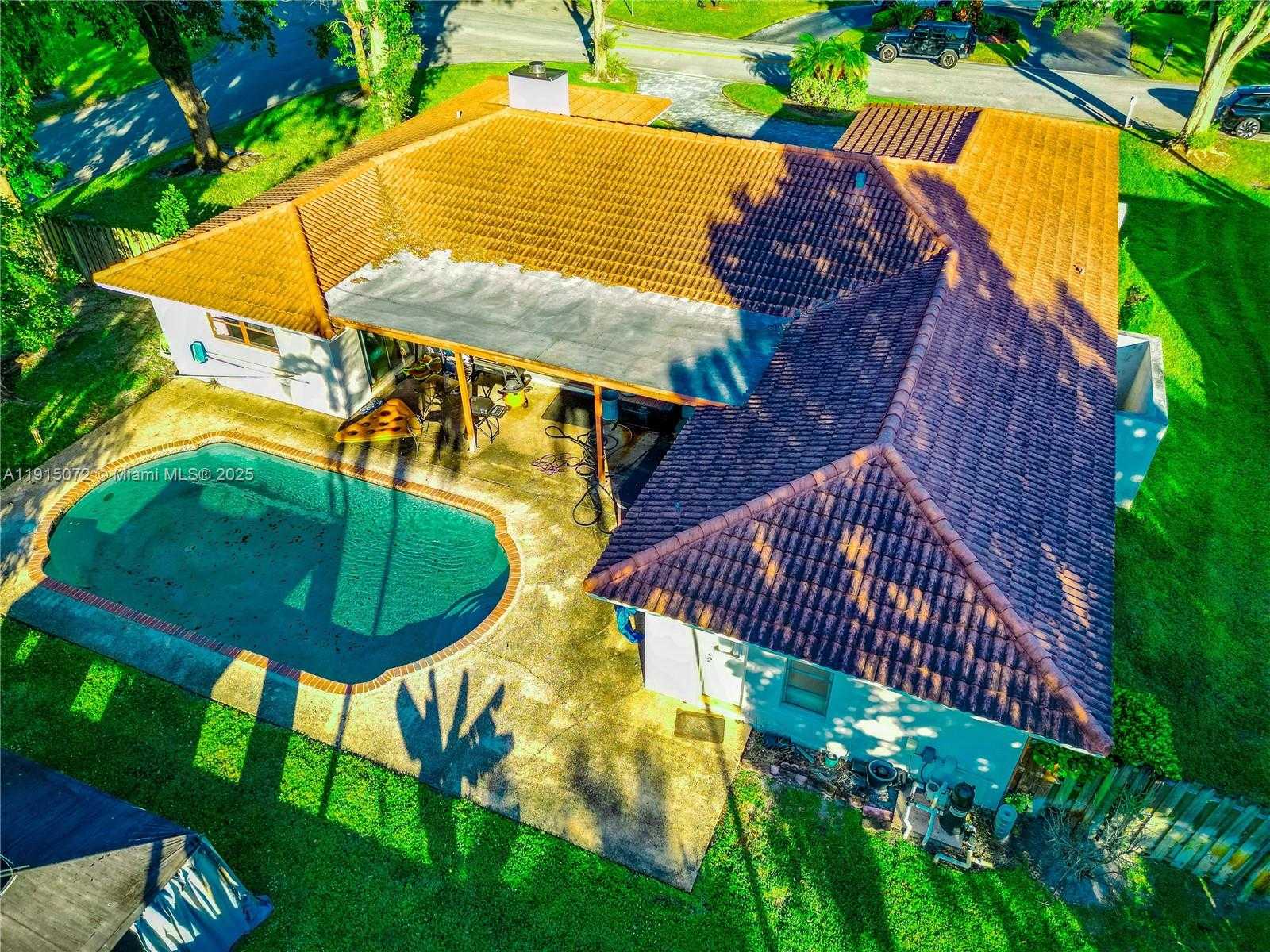 Small Image of 284 NORTH WEST 92ND AVE, Coral Springs Number 5