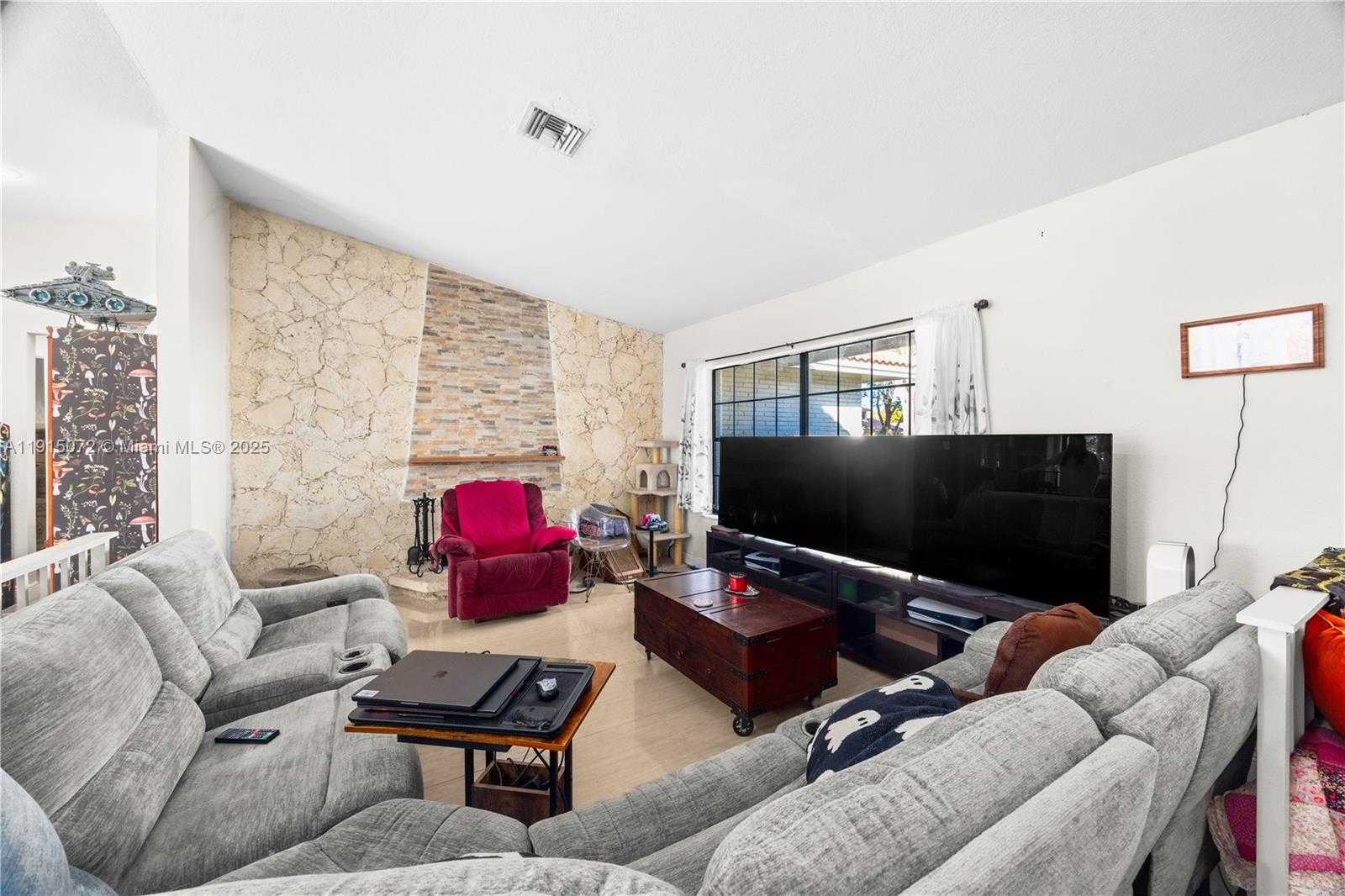 Small Image of 284 NORTH WEST 92ND AVE, Coral Springs Number 9