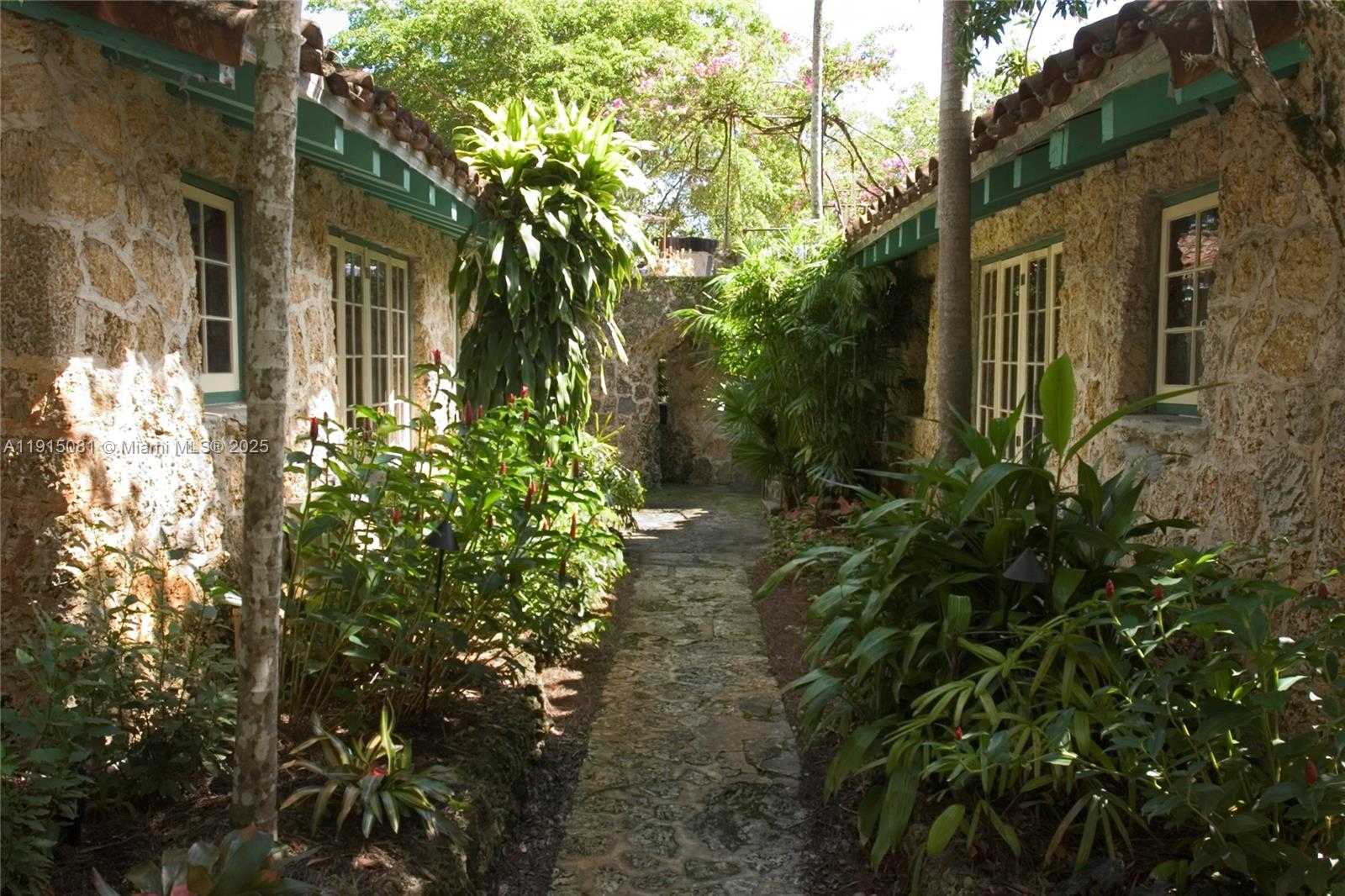 Small Image of 1301 MILAN AVE COTTAGE #4, Coral Gables Number 14