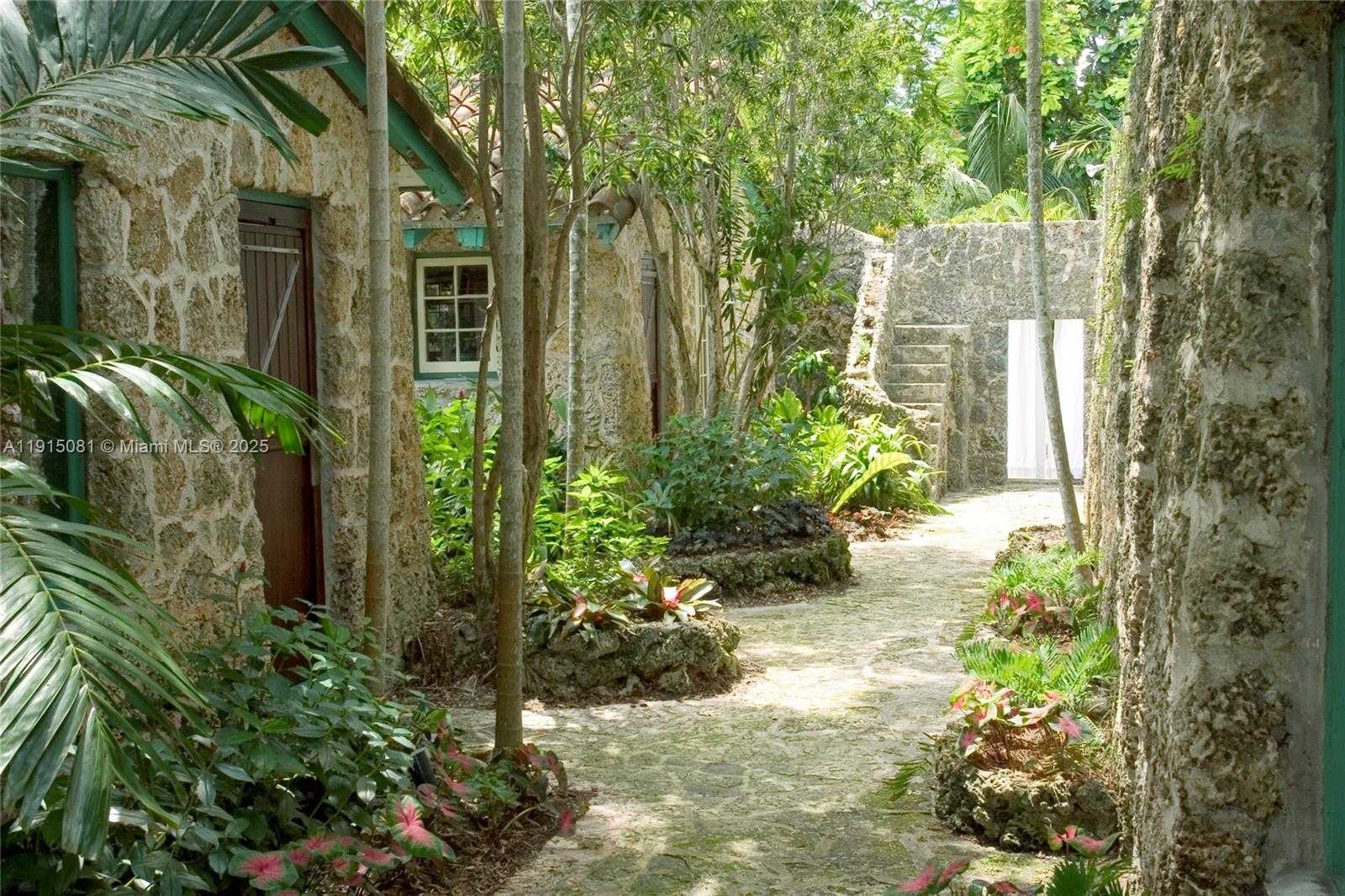 Small Image of 1301 MILAN AVE COTTAGE #4, Coral Gables Number 18