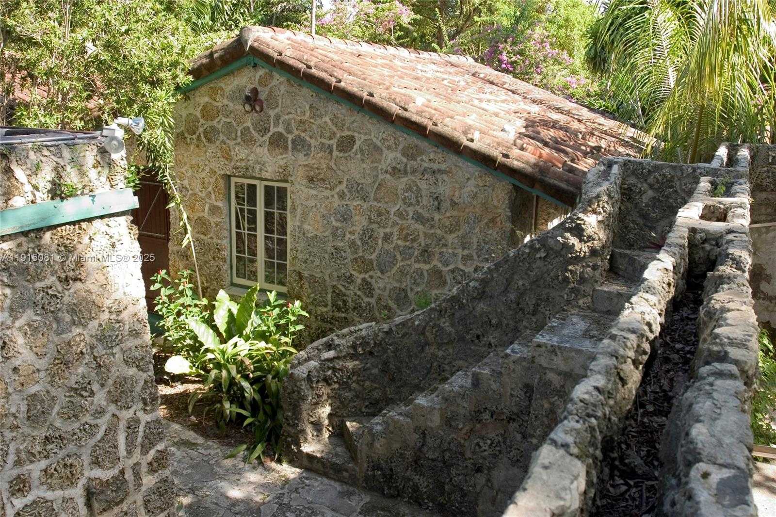 Small Image of 1301 MILAN AVE COTTAGE #4, Coral Gables Number 21