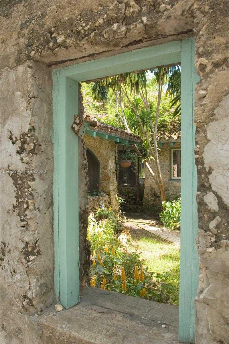 Small Image of 1301 MILAN AVE COTTAGE #4, Coral Gables Number 28