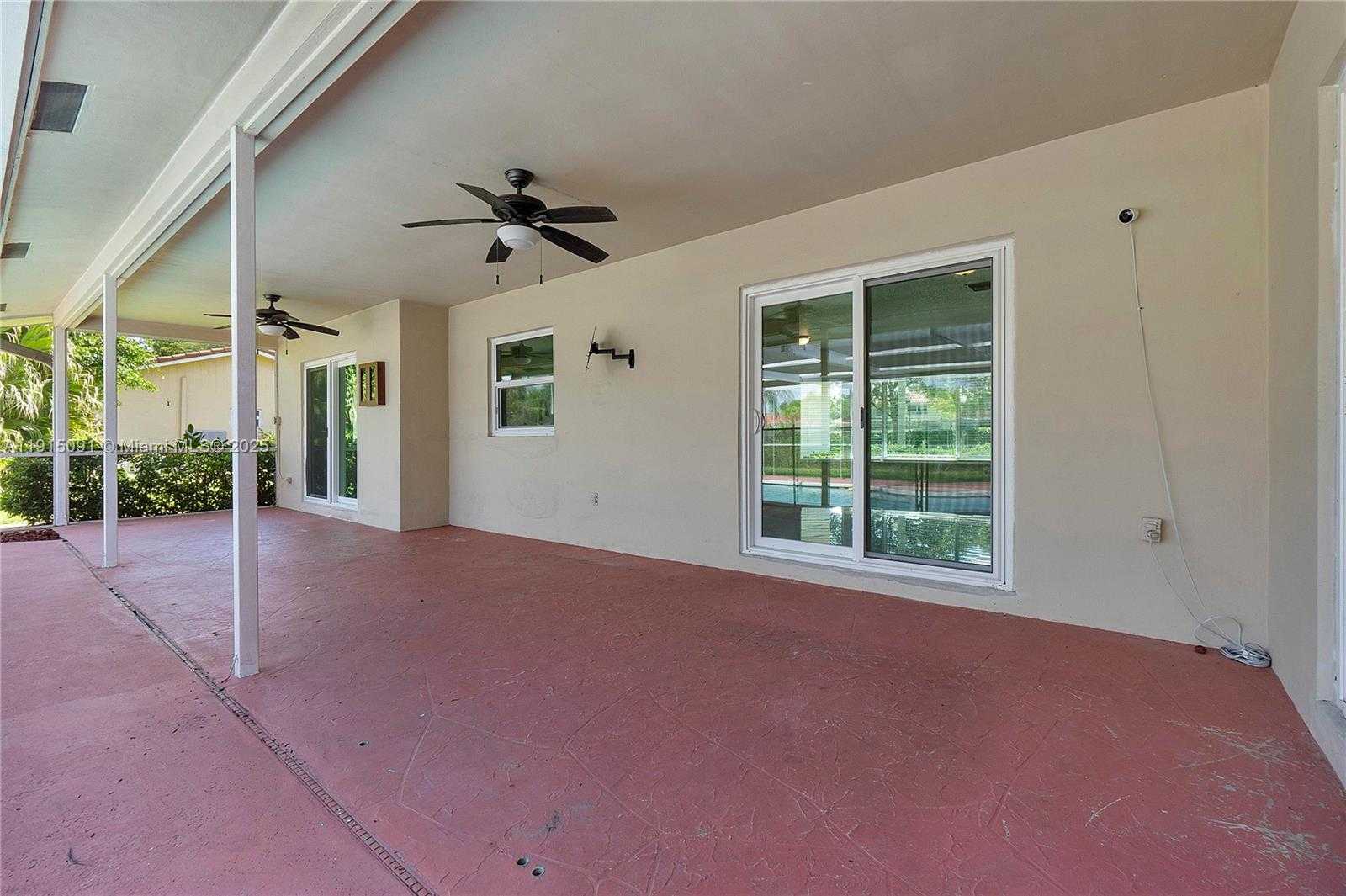 Small Image of 3880 CORAL HILLS DR, Coral Springs Number 17