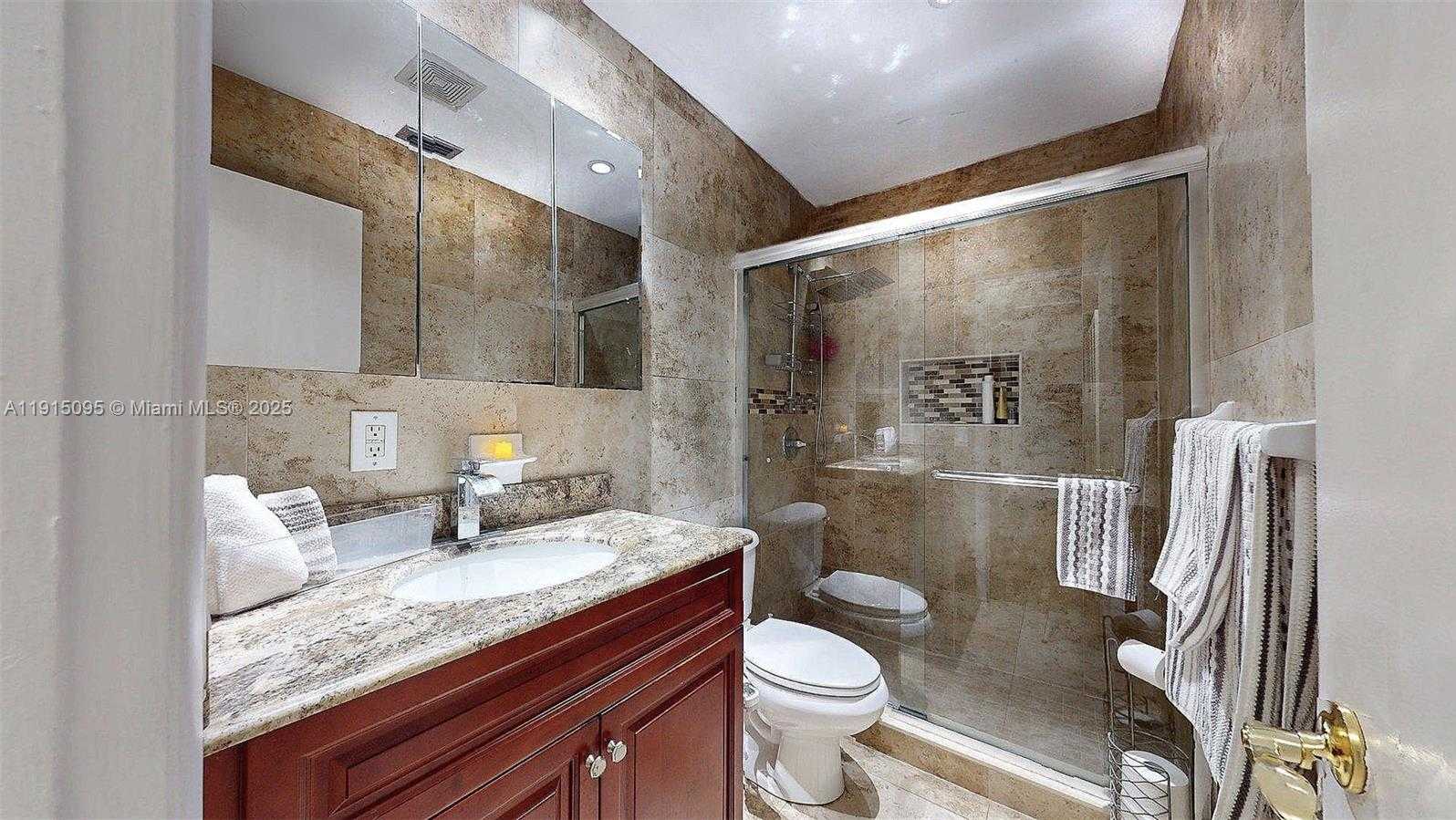 Small Image of 105 NORTH 31ST AVE, Hollywood Number 31