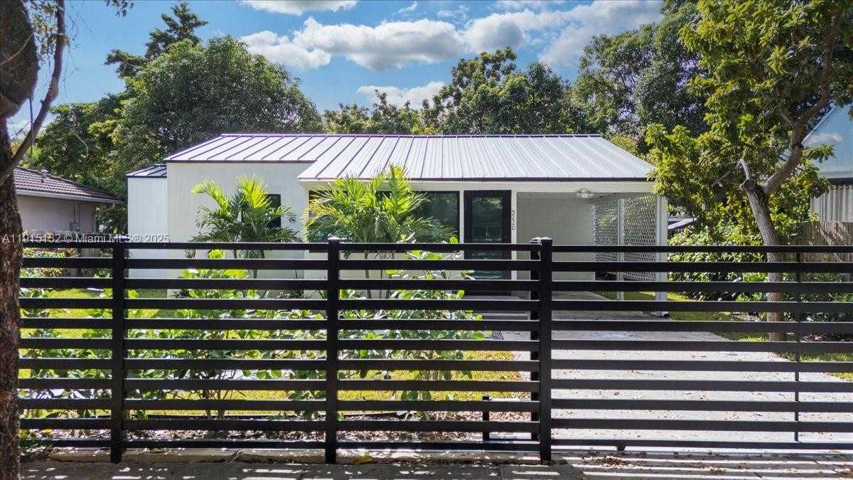 Small Image of 5220 SOUTH WEST 6 ST, Miami Number 2