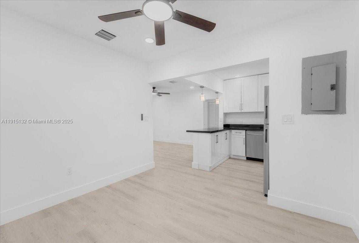 Small Image of 5220 SOUTH WEST 6 ST, Miami Number 48