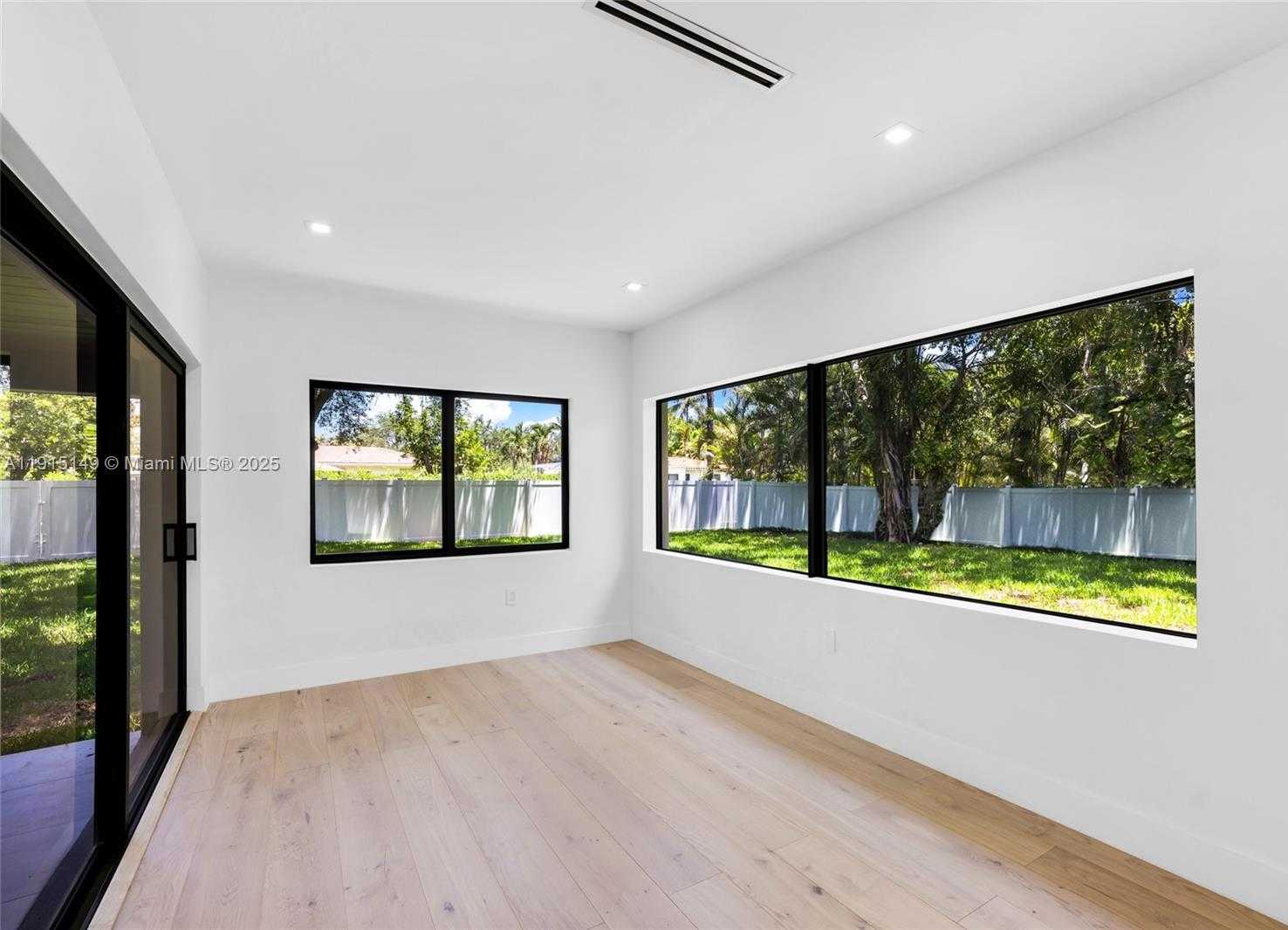 Small Image of 53 NORTH WEST 107TH ST, Miami Shores Number 14