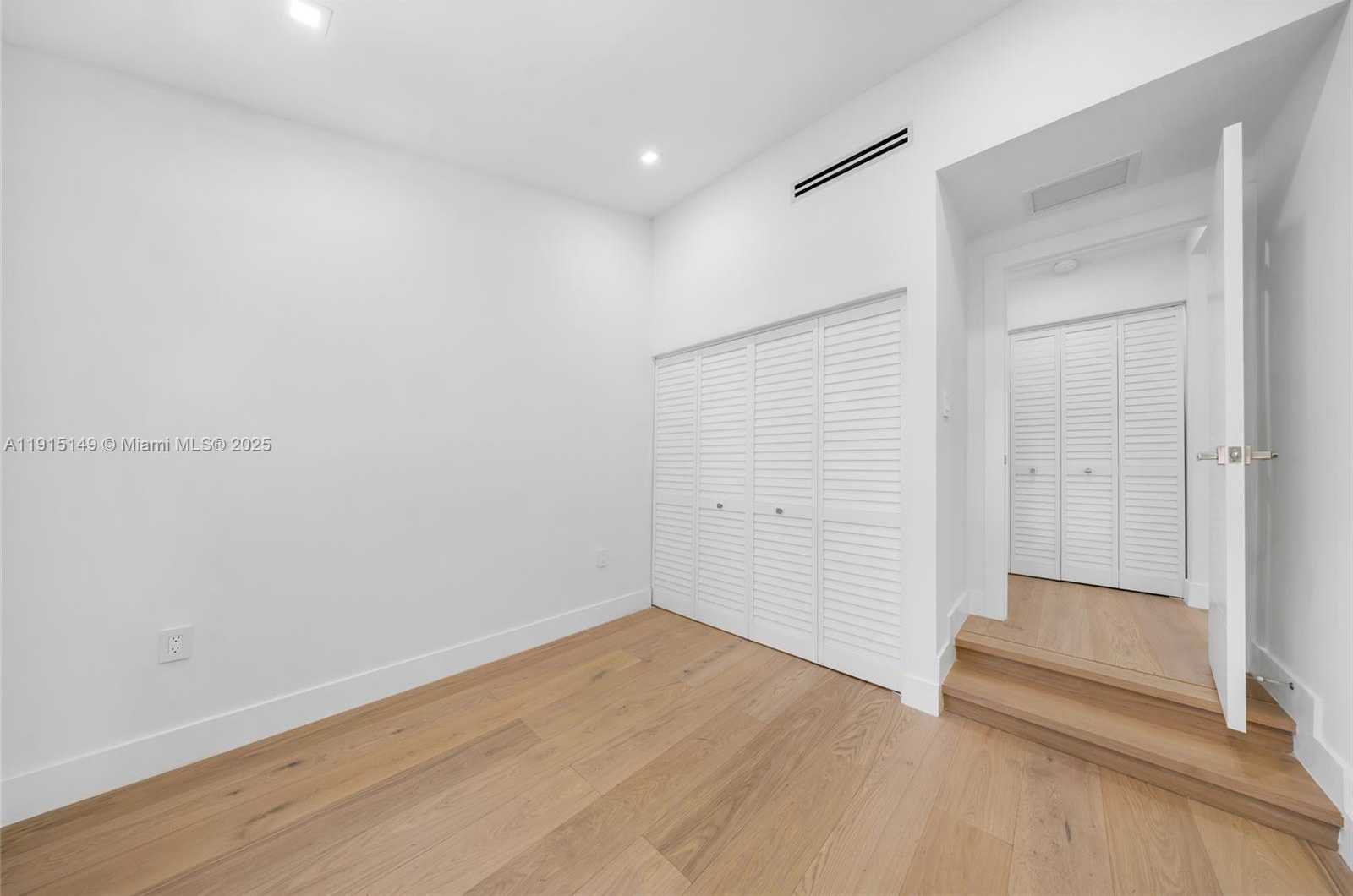 Small Image of 53 NORTH WEST 107TH ST, Miami Shores Number 29