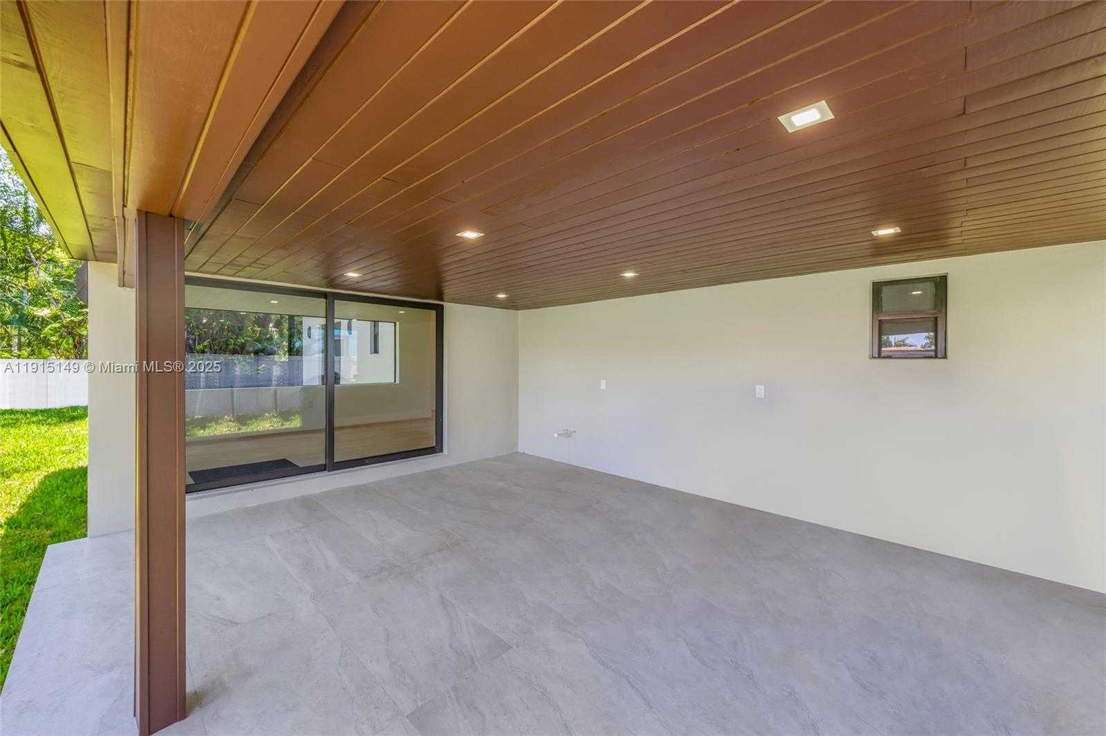 Small Image of 53 NORTH WEST 107TH ST, Miami Shores Number 35