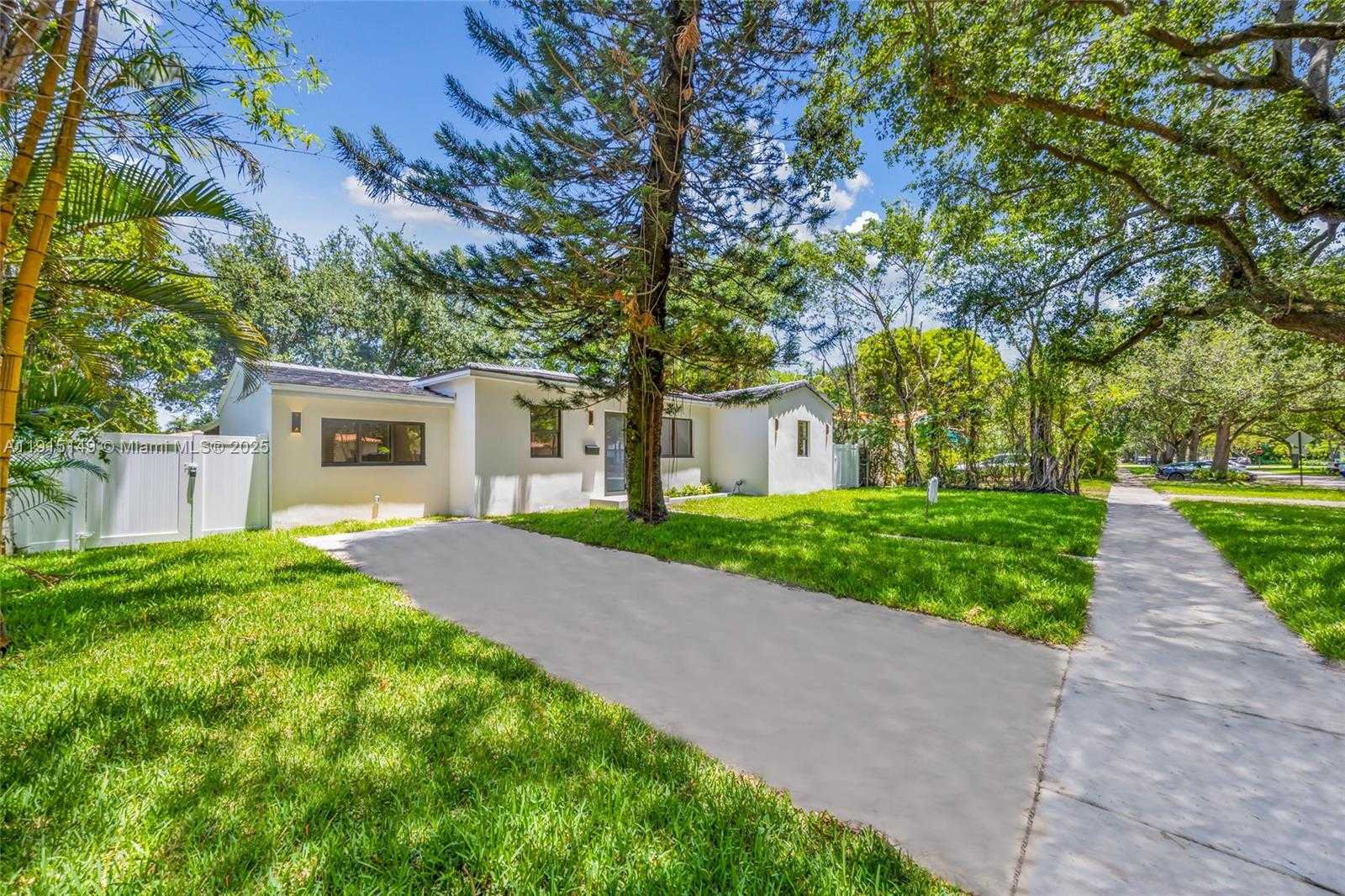 Small Image of 53 NORTH WEST 107TH ST, Miami Shores Number 38