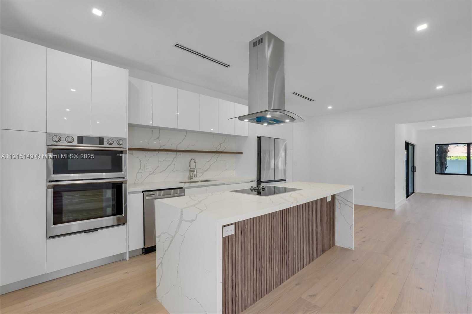 Small Image of 53 NORTH WEST 107TH ST, Miami Shores Number 7