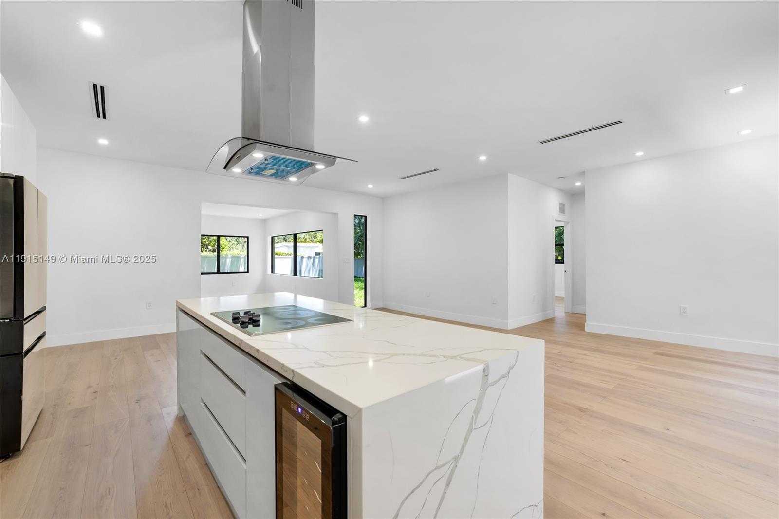 Small Image of 53 NORTH WEST 107TH ST, Miami Shores Number 9