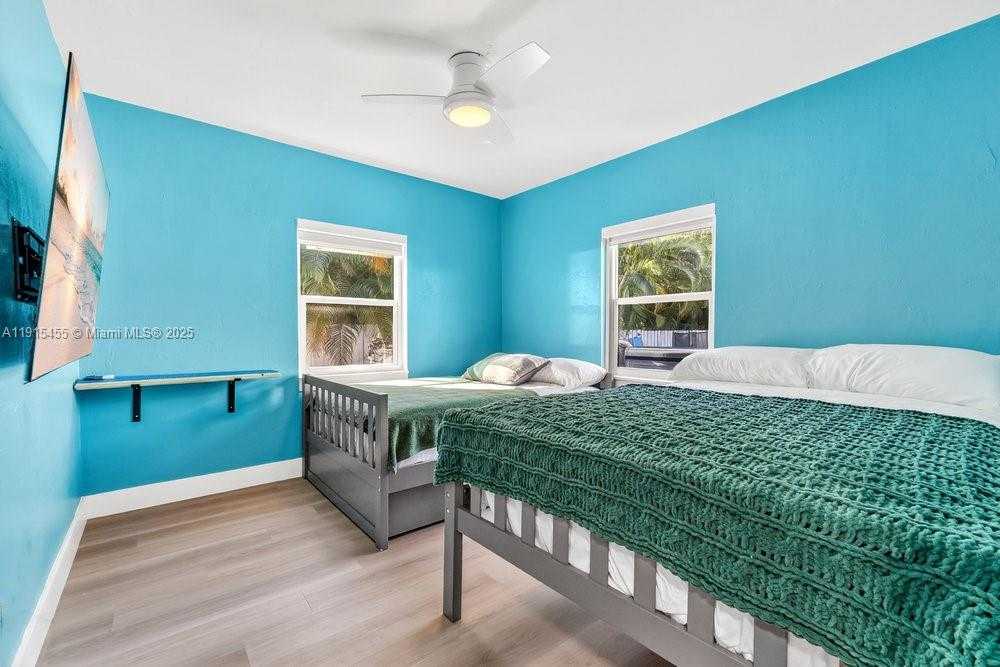 Small Image of 801 NORTH EAST 19TH TER, Fort Lauderdale Number 16