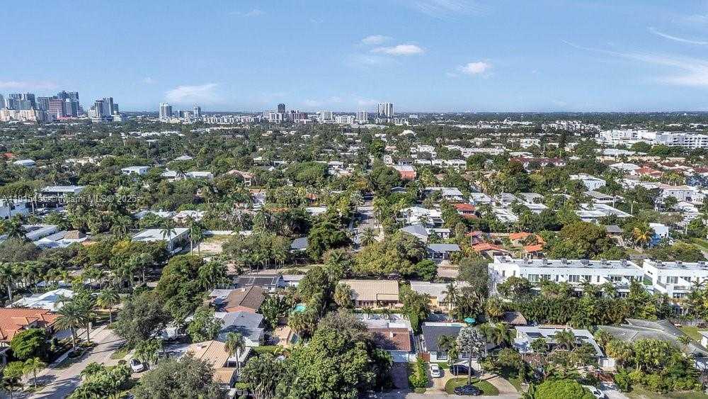 Small Image of 801 NORTH EAST 19TH TER, Fort Lauderdale Number 30