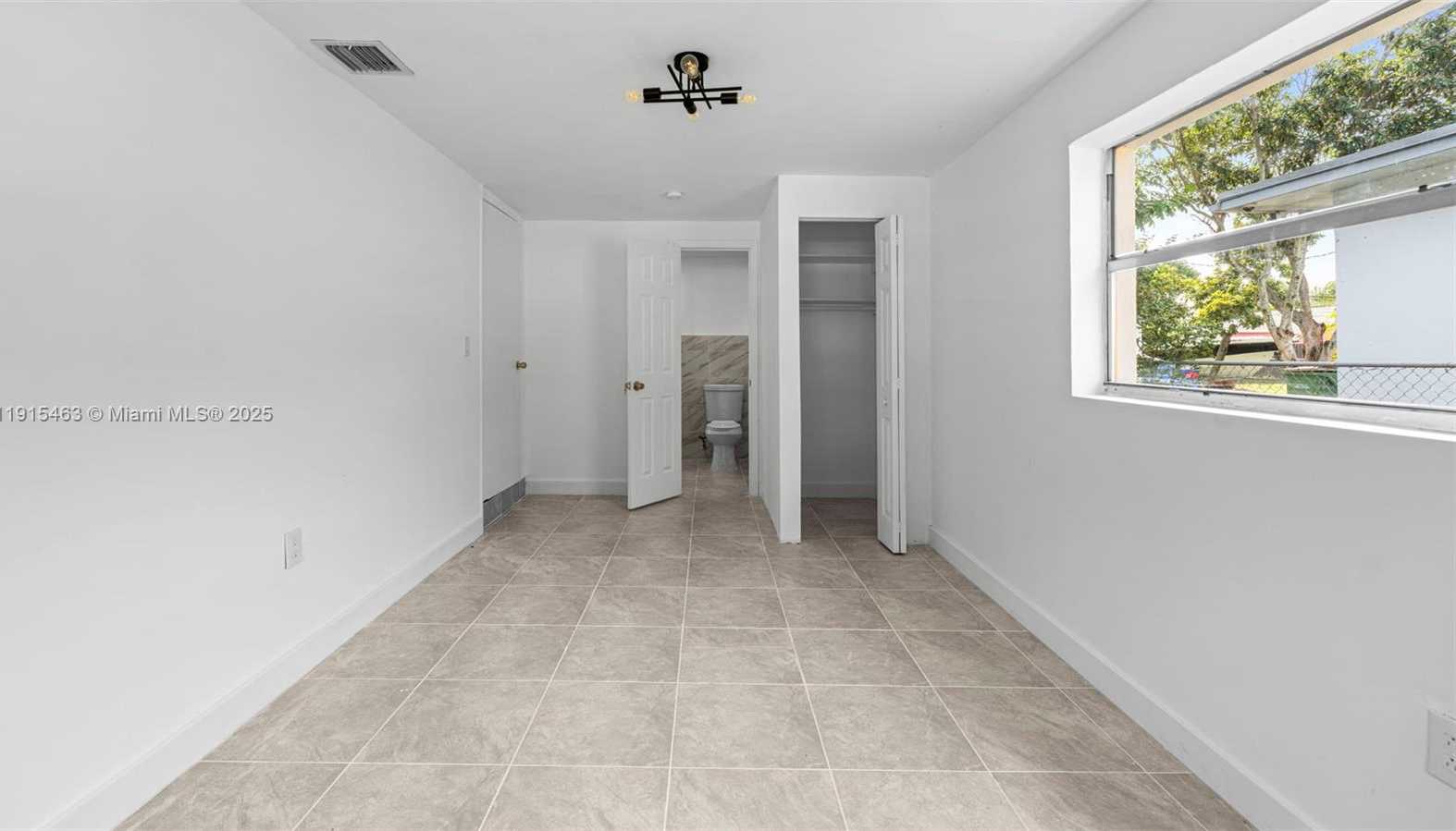 Small Image of 760 NORTH WEST 126TH ST, North Miami Number 16