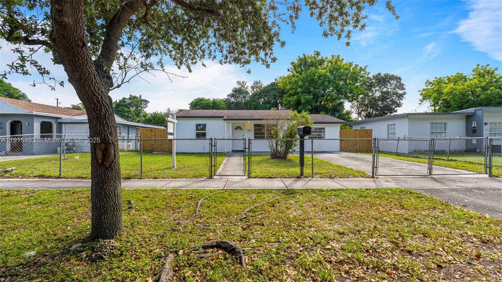 Small Image of 760 NORTH WEST 126TH ST, North Miami Number 2