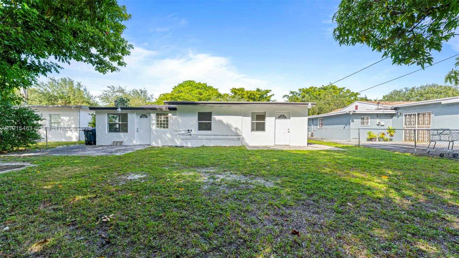 Small Image of 760 NORTH WEST 126TH ST, North Miami Number 28