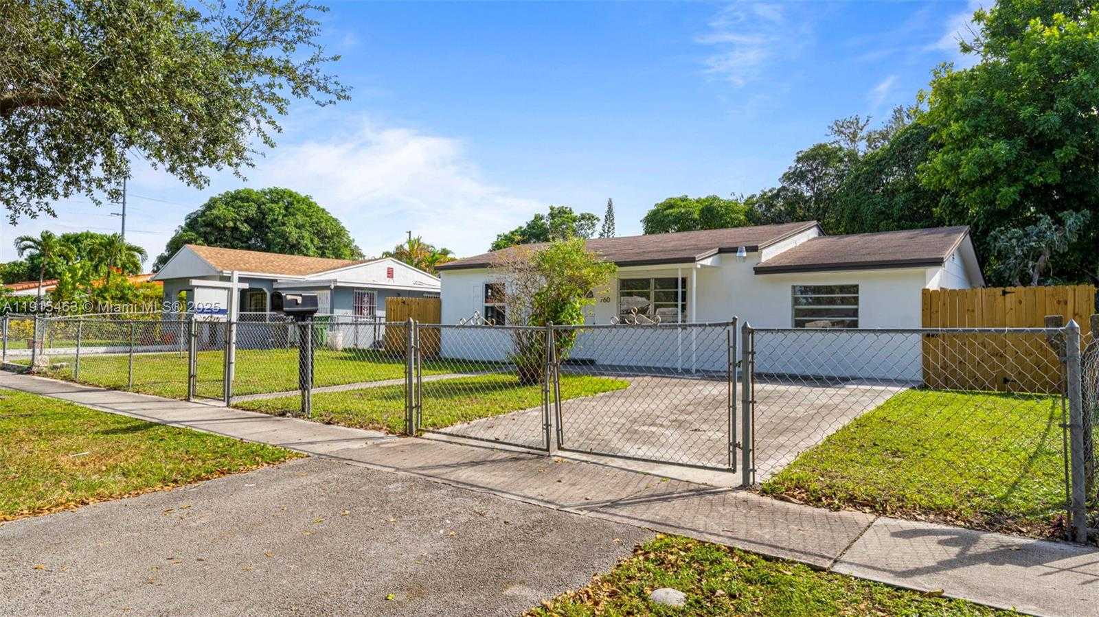 Small Image of 760 NORTH WEST 126TH ST, North Miami Number 33