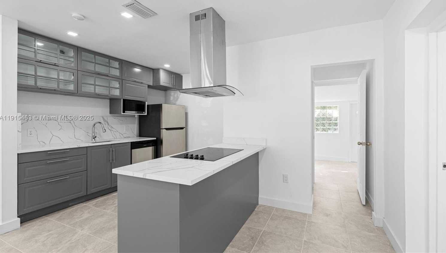 Small Image of 760 NORTH WEST 126TH ST, North Miami Number 5