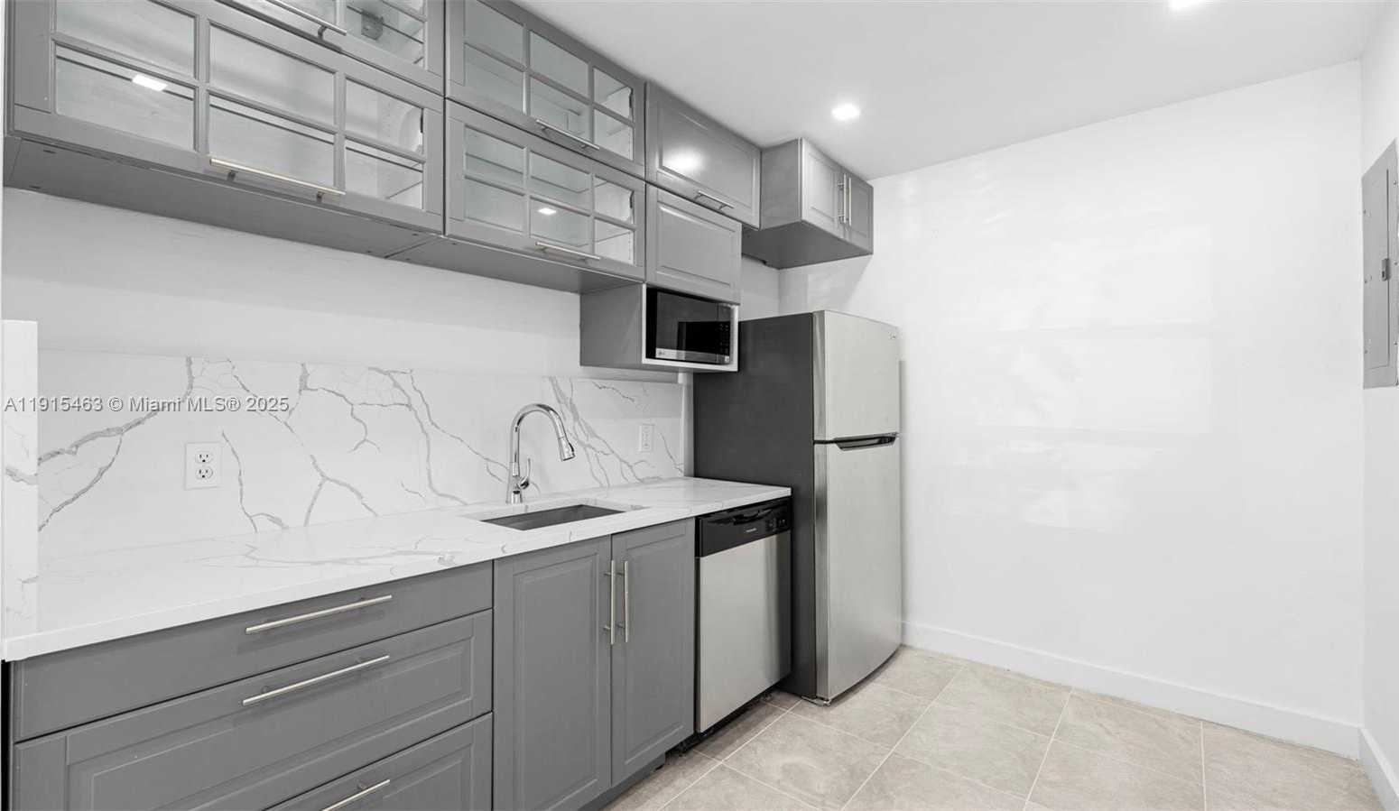 Small Image of 760 NORTH WEST 126TH ST, North Miami Number 8