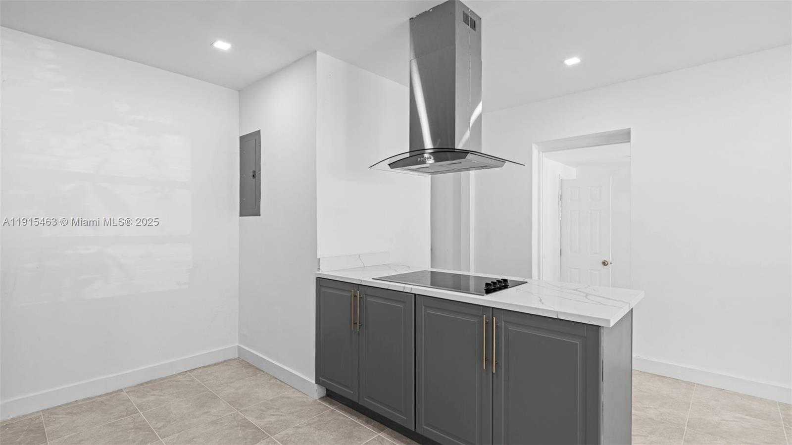 Small Image of 760 NORTH WEST 126TH ST, North Miami Number 9