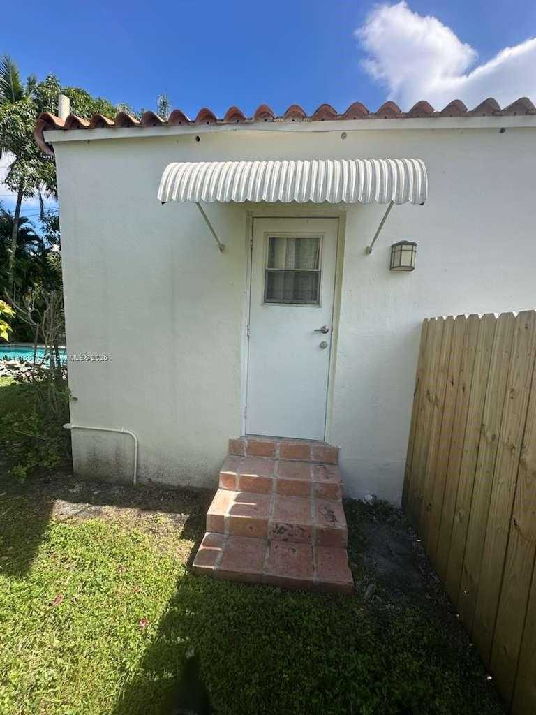 Small Image of 165 NORTH EAST 98TH ST, Miami Shores Number 10