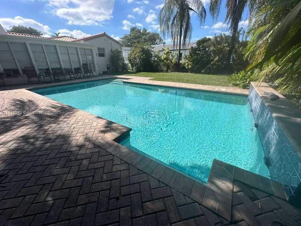 Small Image of 165 NORTH EAST 98TH ST, Miami Shores Number 5