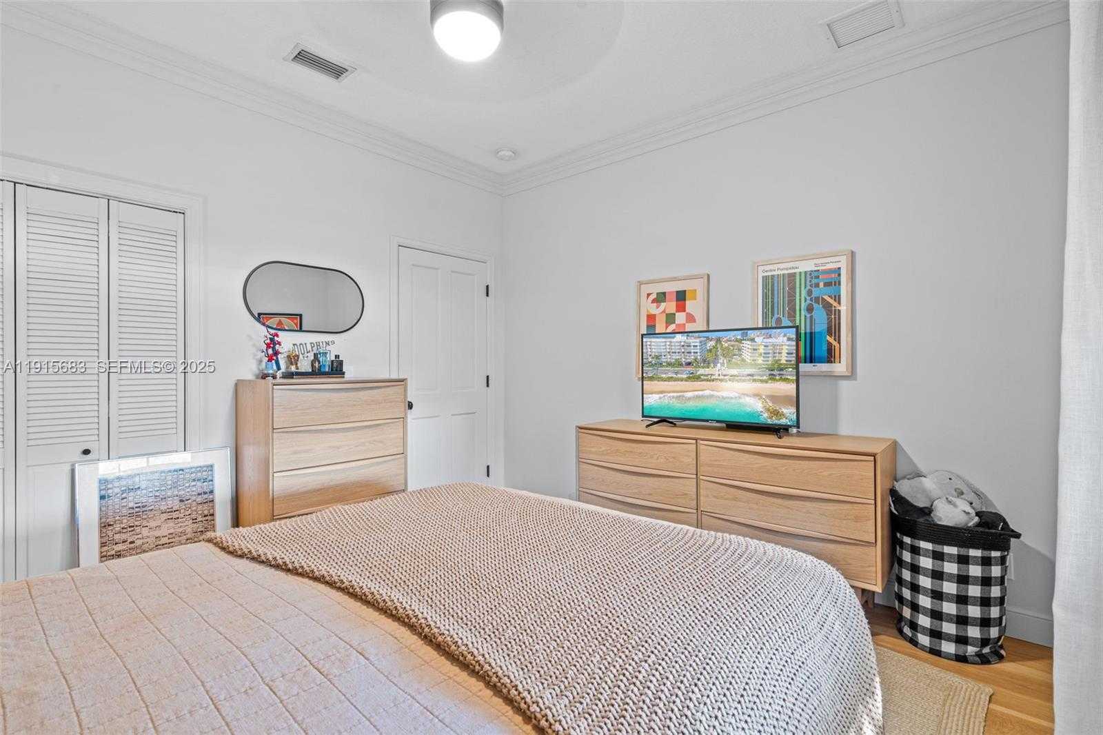 Small Image of 375 PLYMOUTH RD, West Palm Beach Number 27