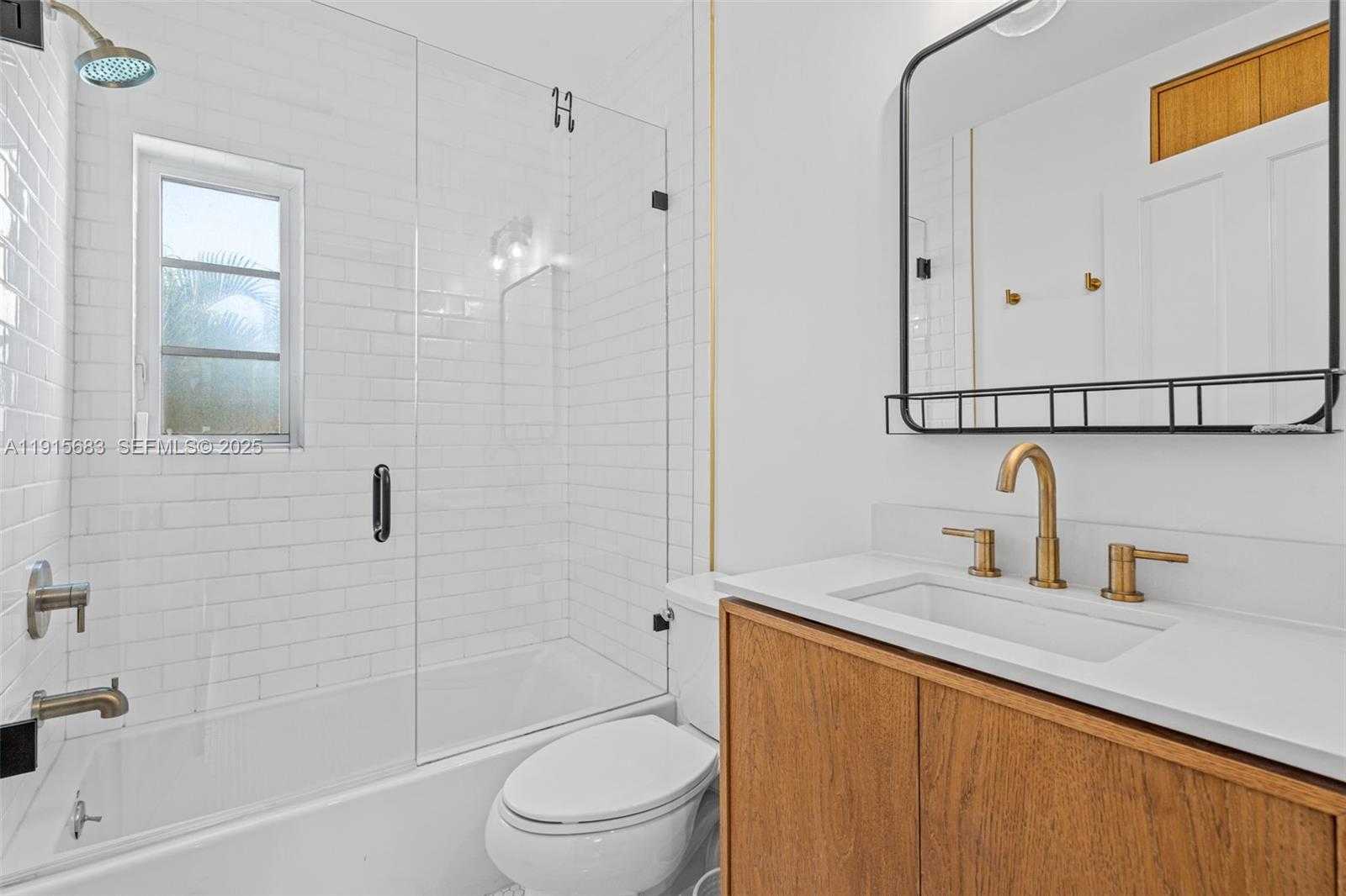 Small Image of 375 PLYMOUTH RD, West Palm Beach Number 28