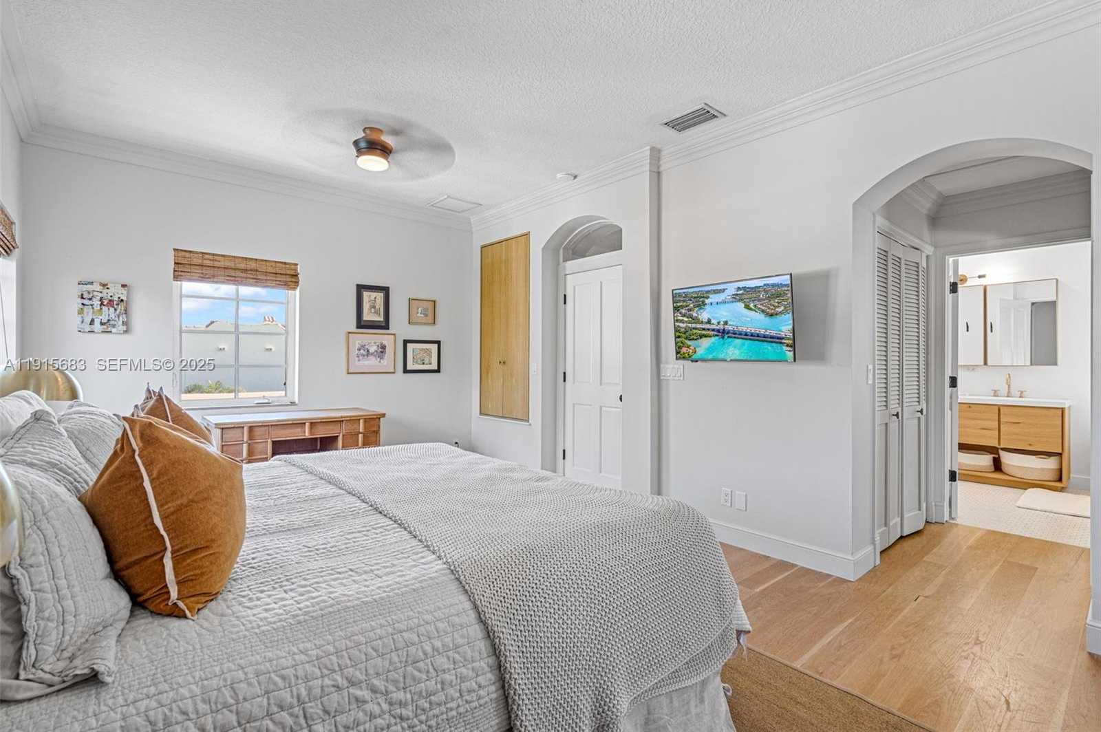 Small Image of 375 PLYMOUTH RD, West Palm Beach Number 32