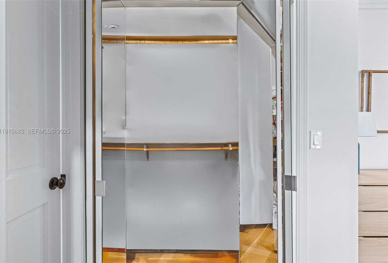 Small Image of 375 PLYMOUTH RD, West Palm Beach Number 37